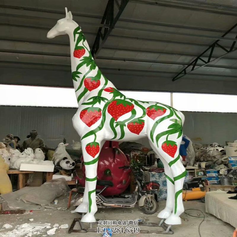 钢铸长颈鹿雕塑 园林景观小品玻璃钢长颈鹿雕塑生产 地产精神堡垒鹿科雕塑批发