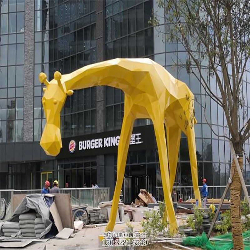 长颈鹿雕塑工艺 城市广场抽象长颈鹿雕塑提供 景区鹿科雕塑优选